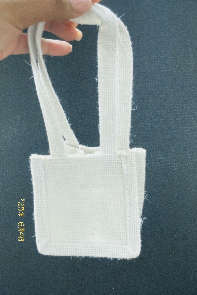 BOLSA YUTE MINI 10X10X10 CREMA