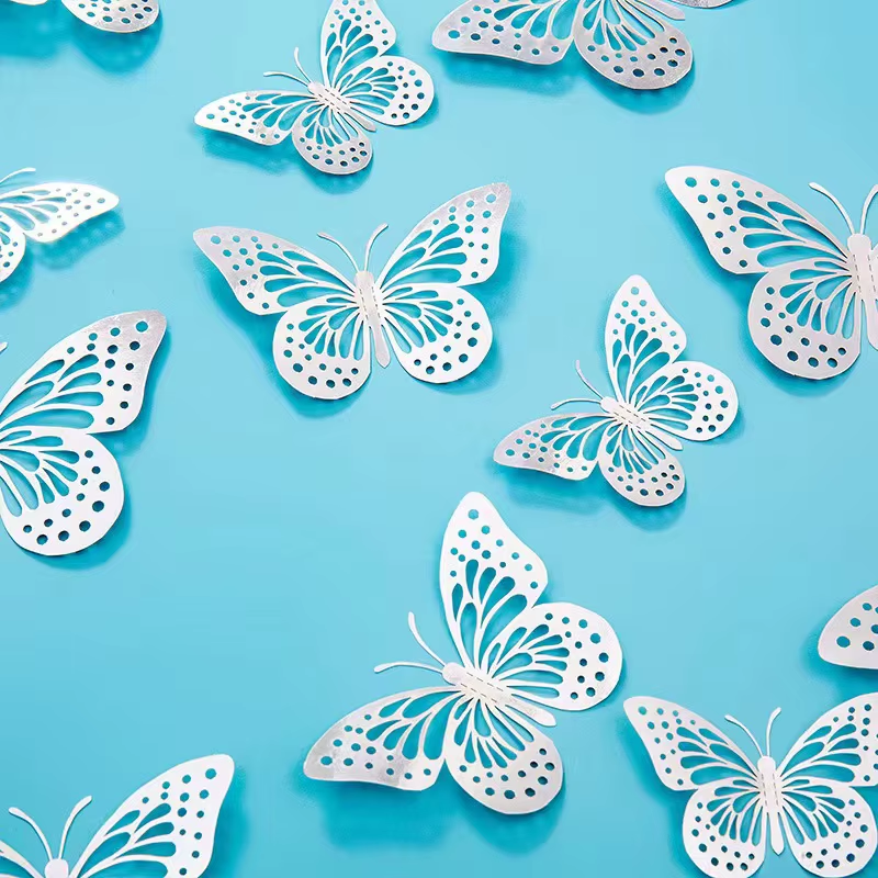 Mariposa -12 por paquete plateada